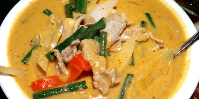 パールシティで立ち寄りたいタイ料理店「オーキッド・タイ」