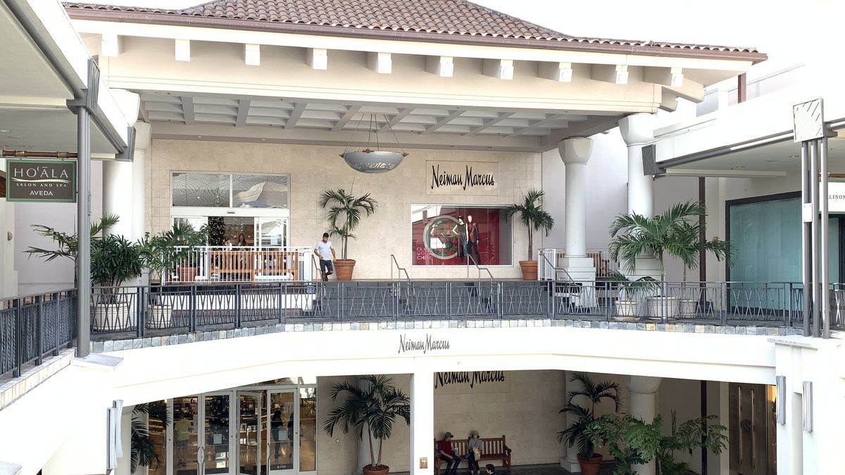 ニーマン・マーカス・アラモアナ、予約制にて営業を再開
