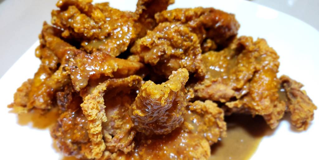 若手シェフによるニューアメリカン料理のレストランXOがオープン