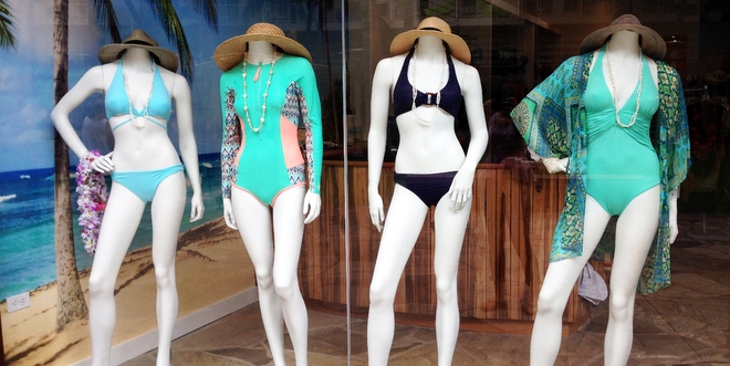 からだを美しく見せてくれる水着のキャニオン・ビーチウエアがワイキキにオープン