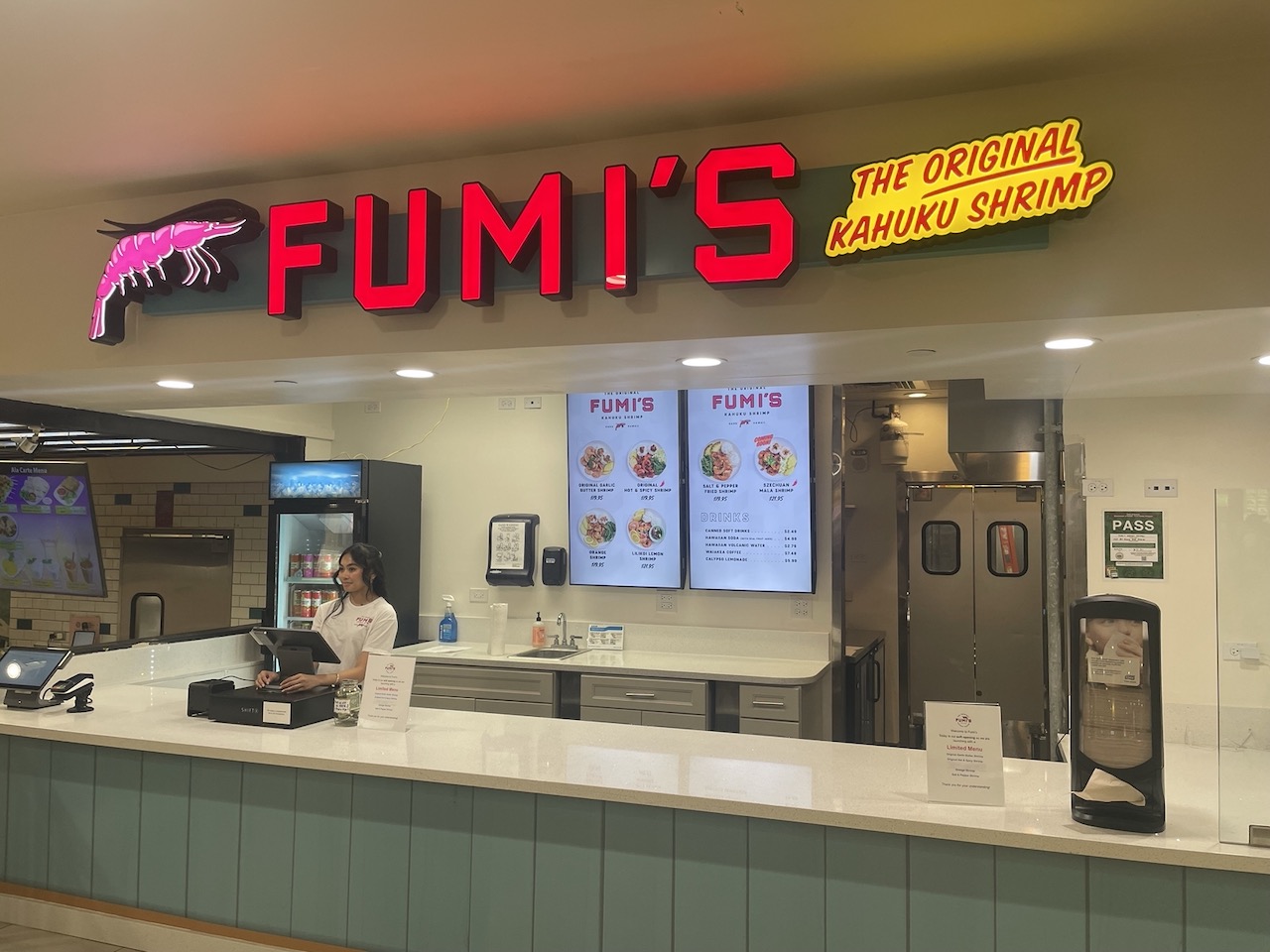 アラモアナセンター、新店舗＆拡張でさらに充実！