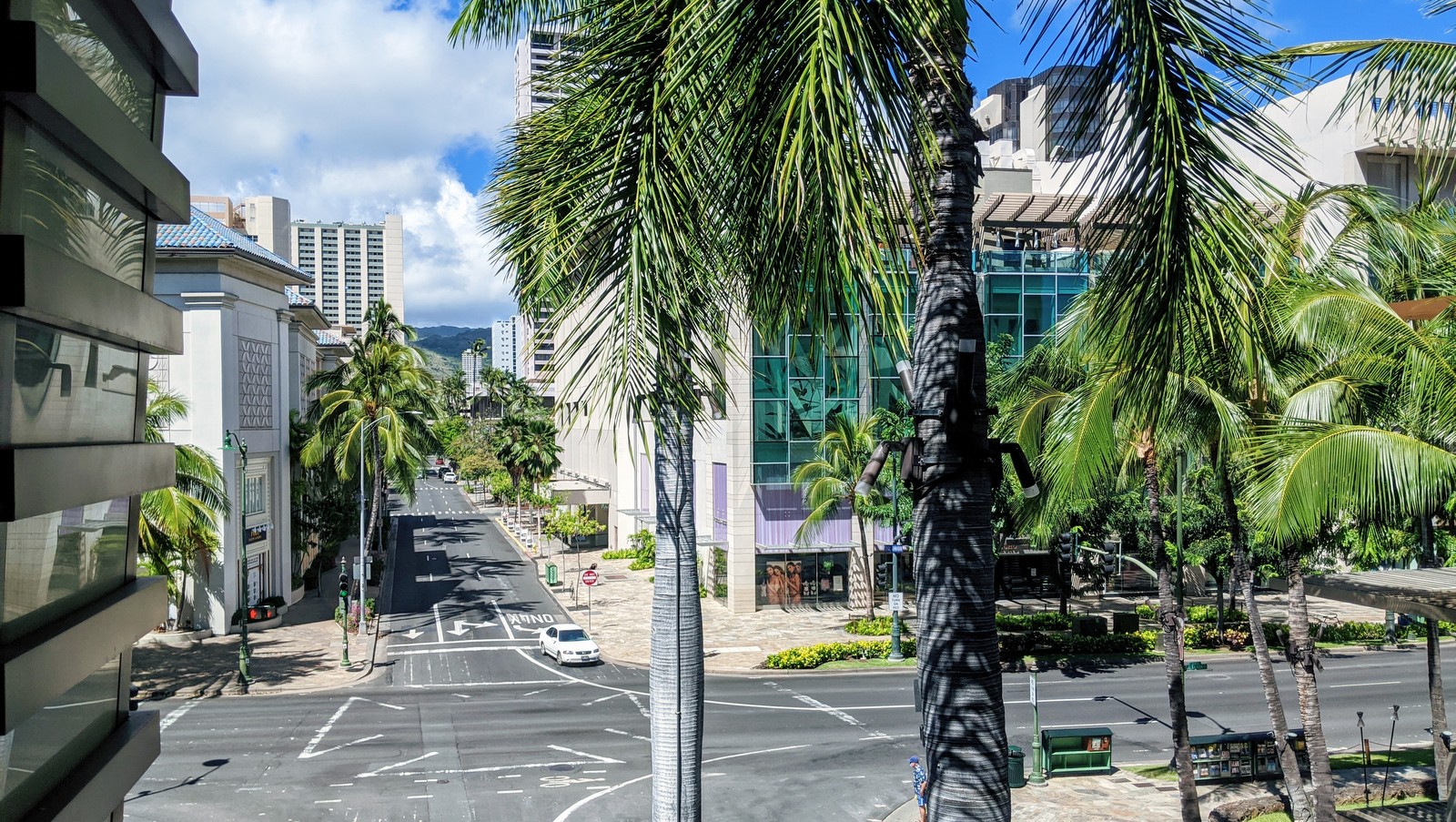 ロックダウンもありえるのか？1人の医師は今やるべきだと主張