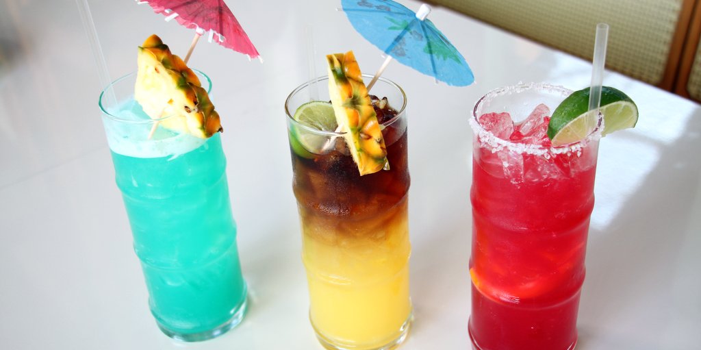 「ビルズ・ワイキキ」にハッピーアワーが登場!