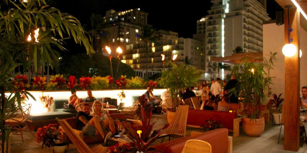 ワイキキの新ホテル「ザ・レイロー」、館内レストランは注目度100%！