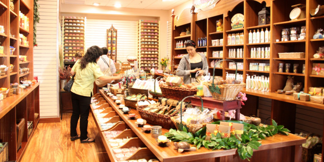 アイランドソープ＆キャンドルワークスが移転リニューアルオープン