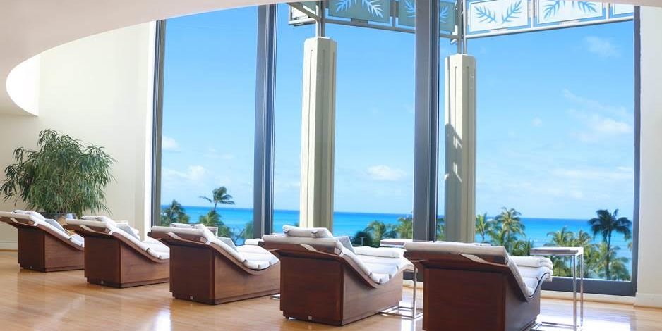 ナ・ホオラ・スパの期間限定マッサージ 「ランナー用温熱マッサージ」