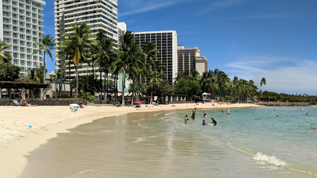 イゲ市長、旅行者14日間の隔離命令を6月30日過ぎまで延長