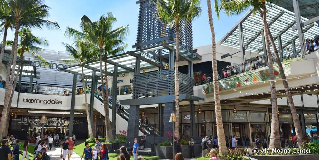 アラモアナセンターのエヴァウィングでライブエンターテイメント開催！