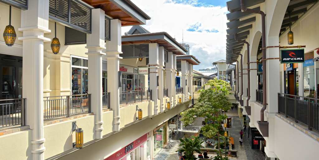 アラモアナセンターで4月16日のイースターも150以上の店舗が営業！