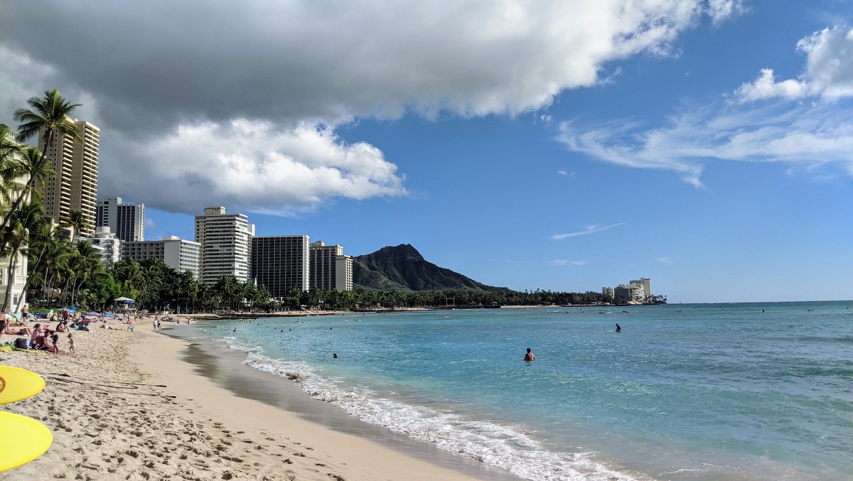 グリーン副知事、ワクチン配布強化でハワイ州再開計画を提案