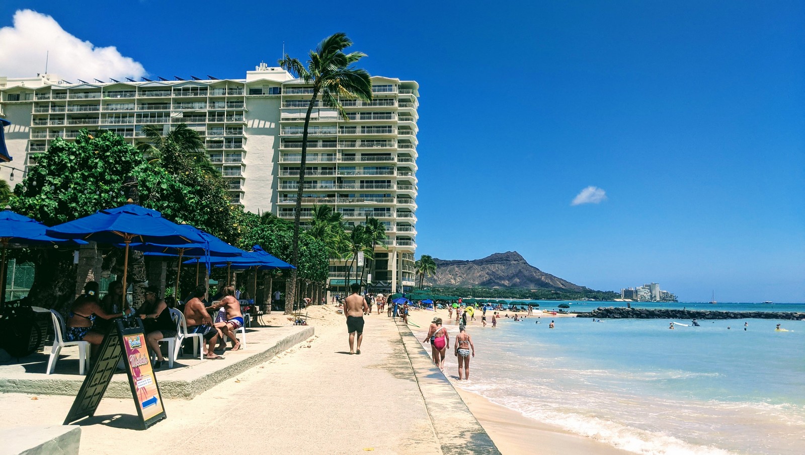 イゲ知事、人の集まりに関する制限の再度実施を決定