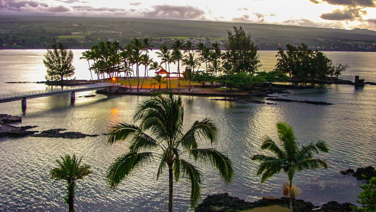 ハワイ島、太平洋横断旅行者向け到着後検査プログラムを延長