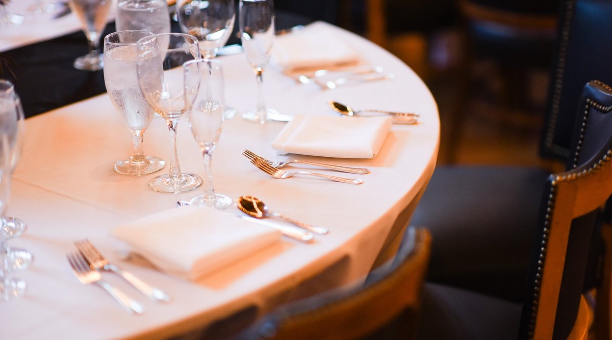 カウアイ島のレストラン2軒、観光客の店内飲食を禁止