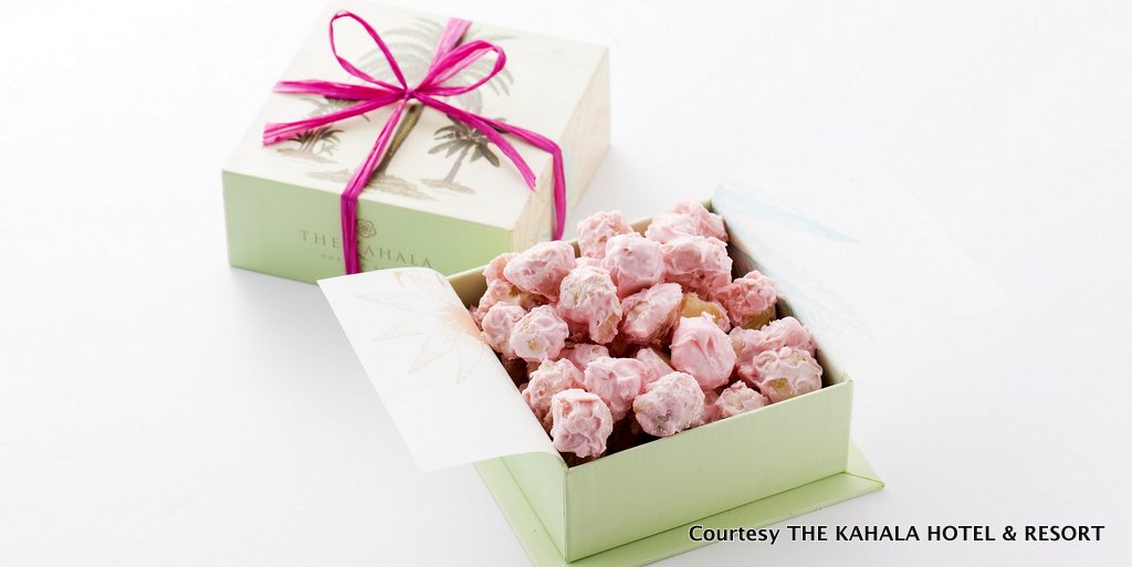 カハラホテルでピンク・チョコレートマカダミアナッツを10月限定販売