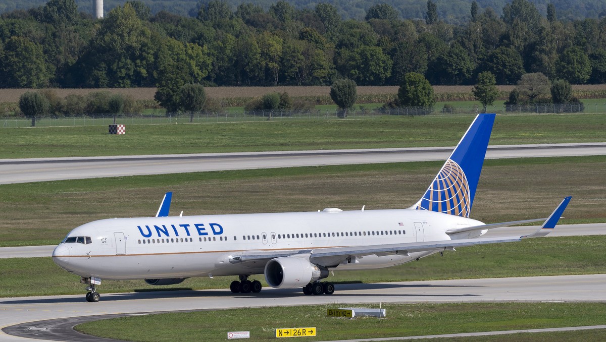 ユナイテッド航空、ハワイ旅行者向け事前クリアランスプログラムを開始