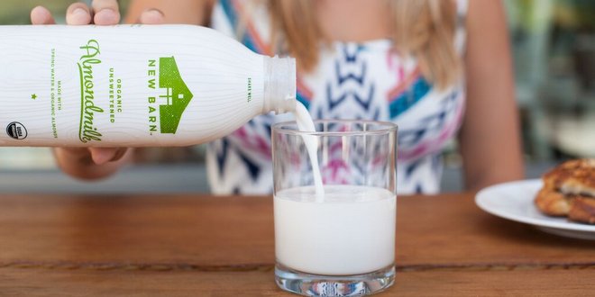 New Barn アーモンドミルク